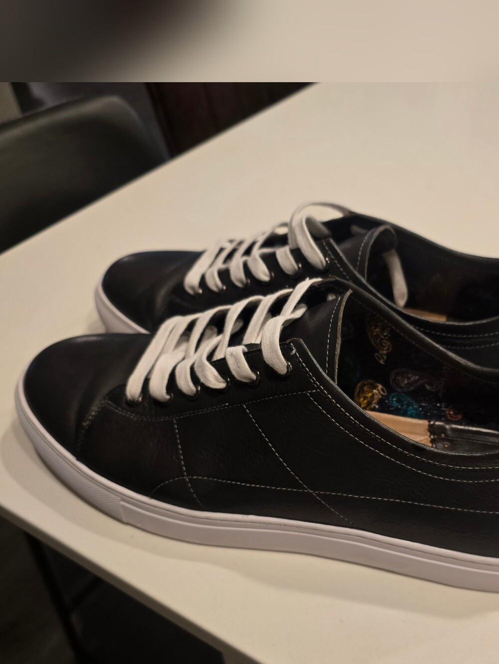 Robert Graham Black Leather Low-Top Sneakers with White Laces